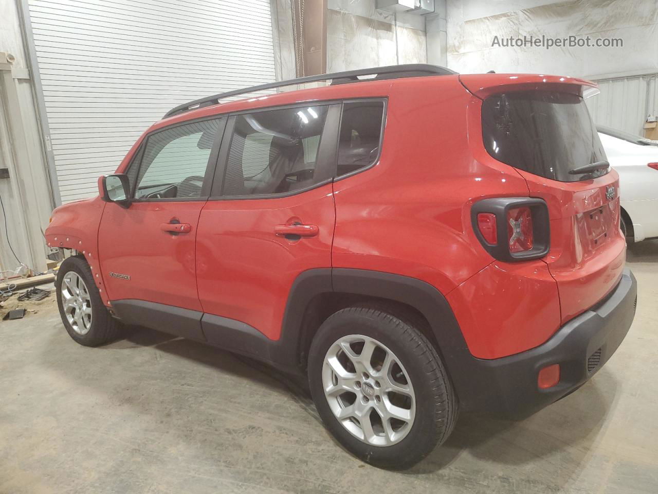 2015 Jeep Renegade Latitude Red vin: ZACCJABT2FPB48676