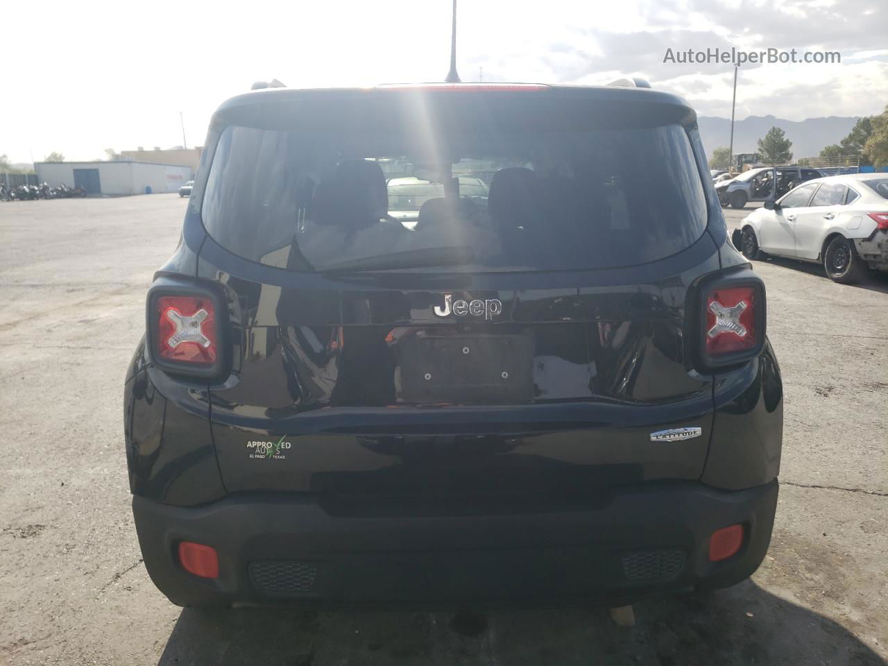 2015 Jeep Renegade Latitude Black vin: ZACCJABT2FPC32433