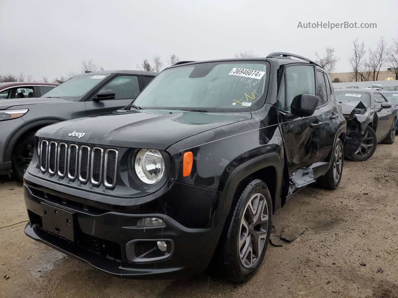 2015 Jeep Renegade Latitude Black vin: ZACCJABT3FPB91780