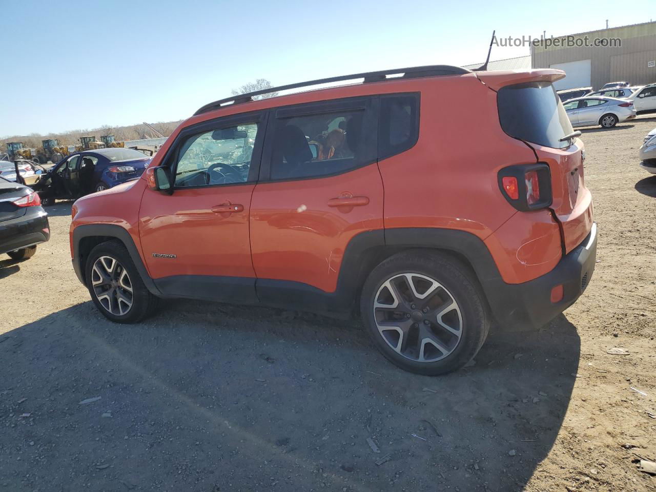 2015 Jeep Renegade Latitude Orange vin: ZACCJABT3FPC33736