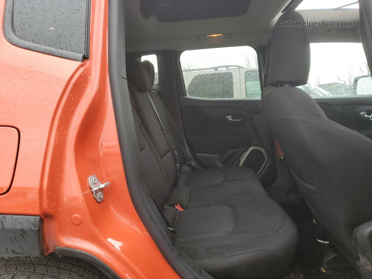 2015 Jeep Renegade Latitude Orange vin: ZACCJABT4FPB90153