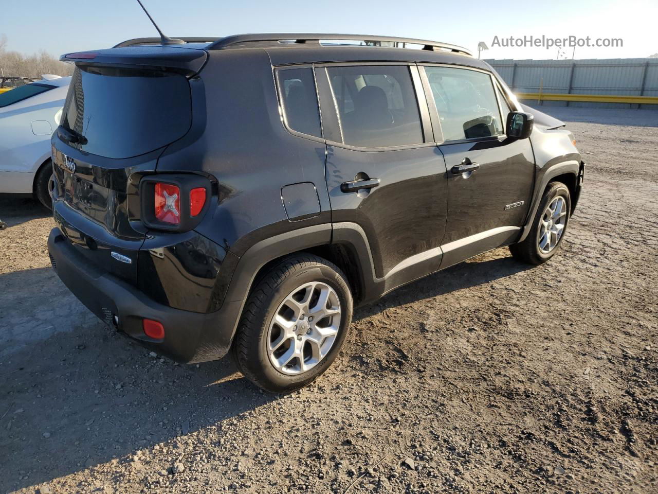 2015 Jeep Renegade Latitude Black vin: ZACCJABT4FPC26343