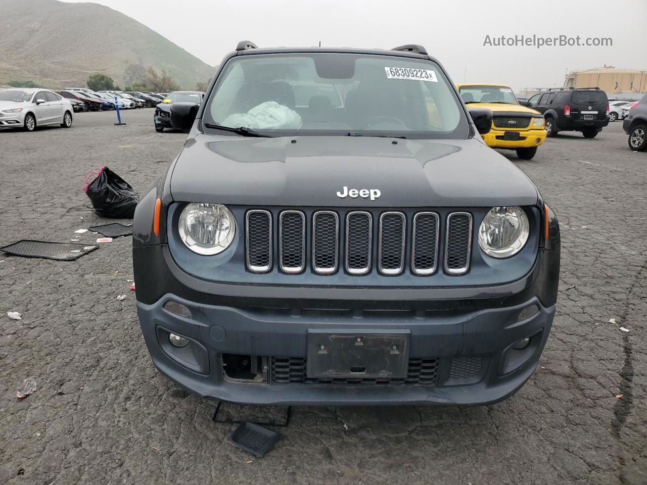 2015 Jeep Renegade Latitude Черный vin: ZACCJABT5FPB24260