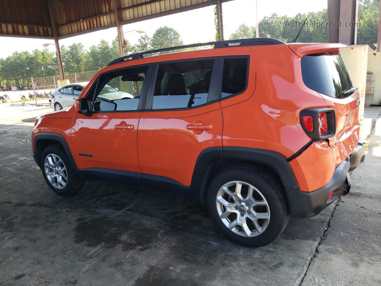 2015 Jeep Renegade Latitude Orange vin: ZACCJABT5FPB83003