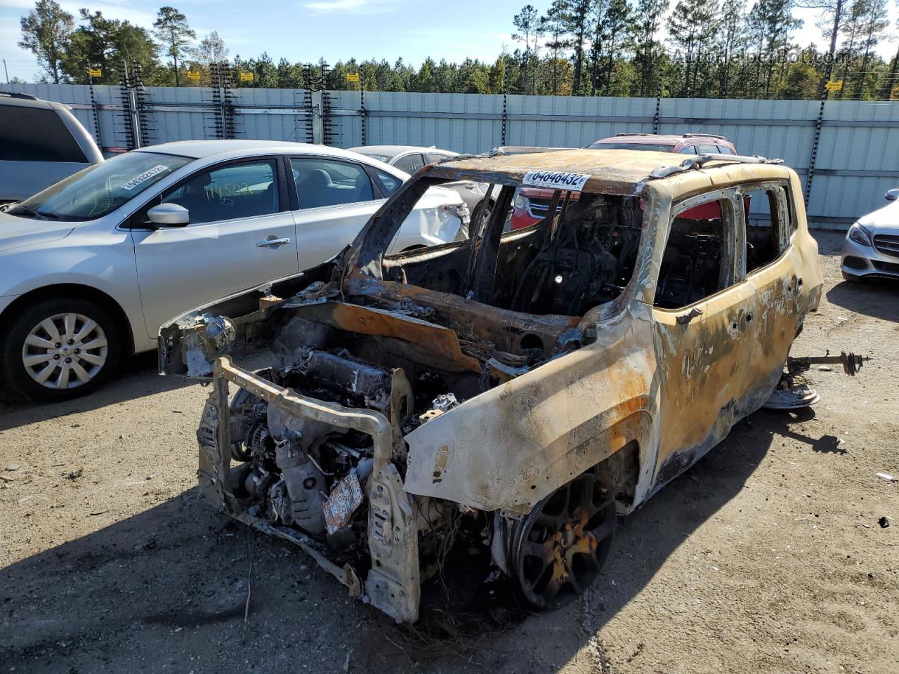 2015 Jeep Renegade Latitude Burn vin: ZACCJABT5FPB93966