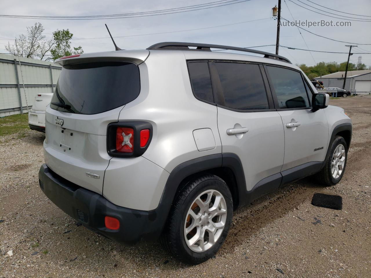 2015 Jeep Renegade Latitude Silver vin: ZACCJABT7FPB96612