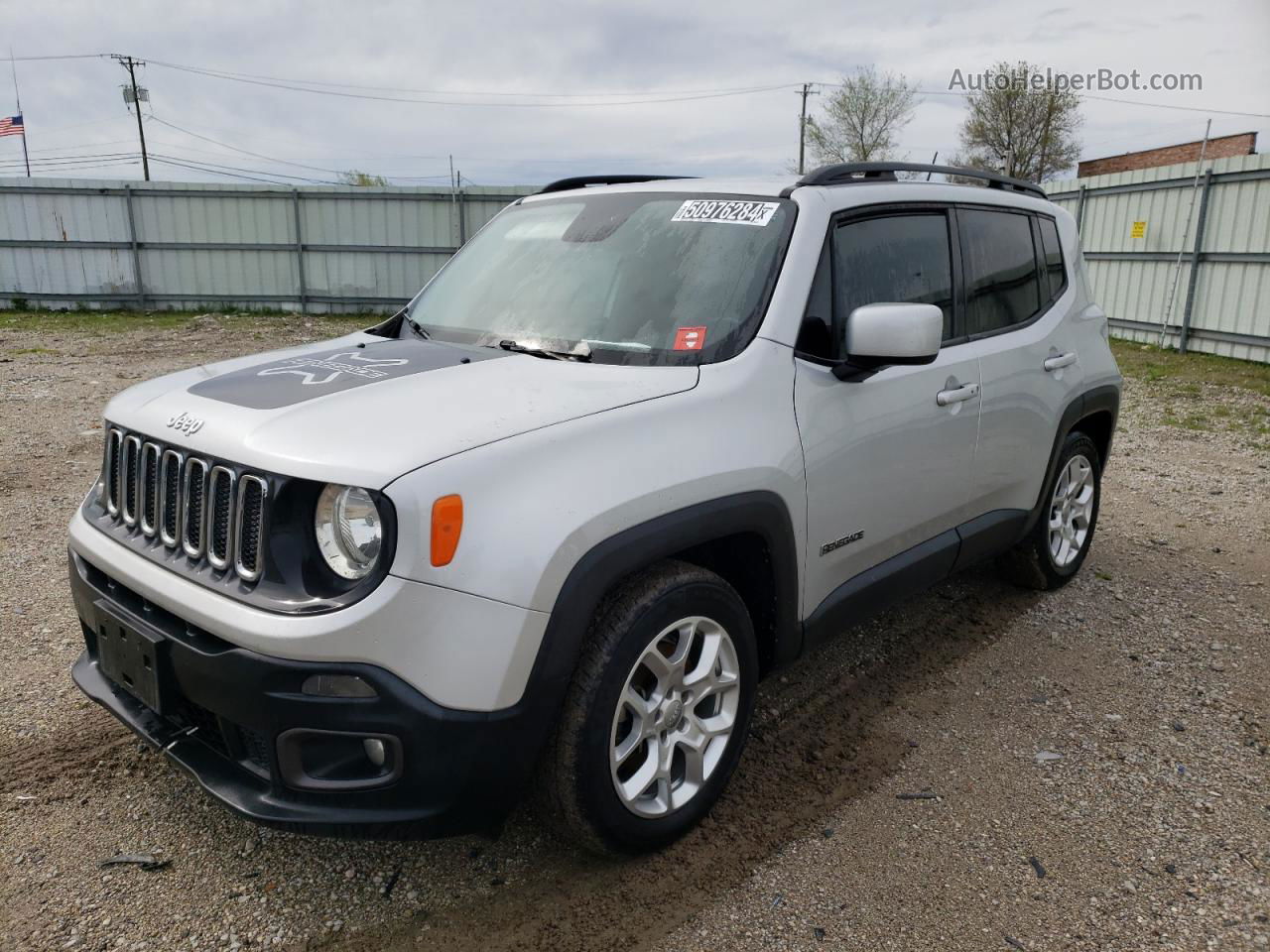 2015 Jeep Renegade Latitude Silver vin: ZACCJABT7FPB96612