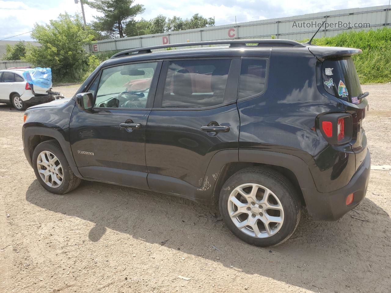 2015 Jeep Renegade Latitude Black vin: ZACCJABT8FPB23667