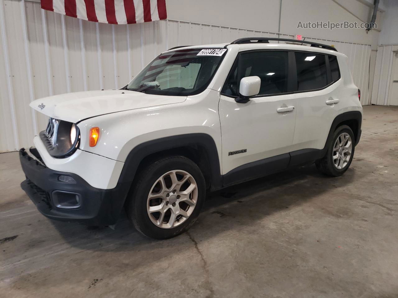 2015 Jeep Renegade Latitude White vin: ZACCJABT8FPB44776