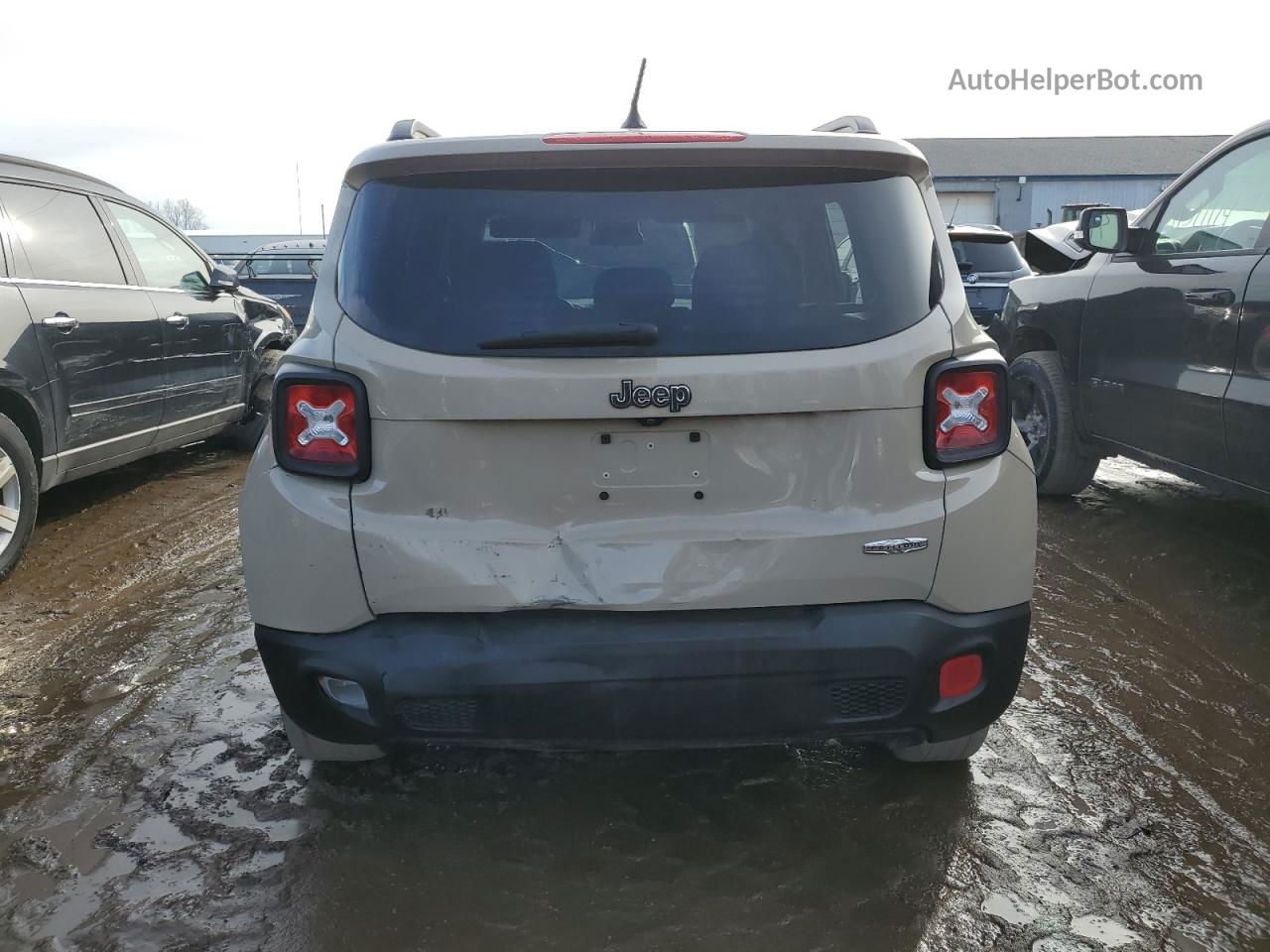 2015 Jeep Renegade Latitude Tan vin: ZACCJABT8FPB93329