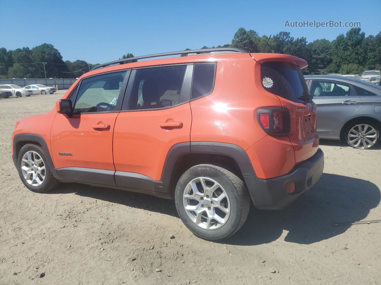 2015 Jeep Renegade Latitude Оранжевый vin: ZACCJABT9FPB92626