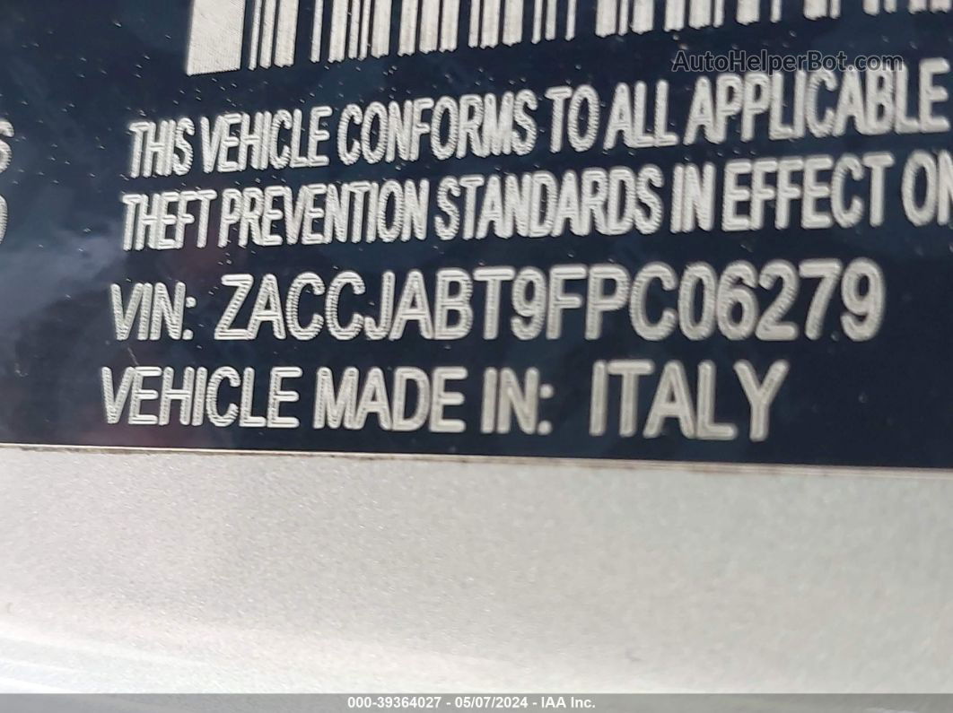 2015 Jeep Renegade Latitude Silver vin: ZACCJABT9FPC06279