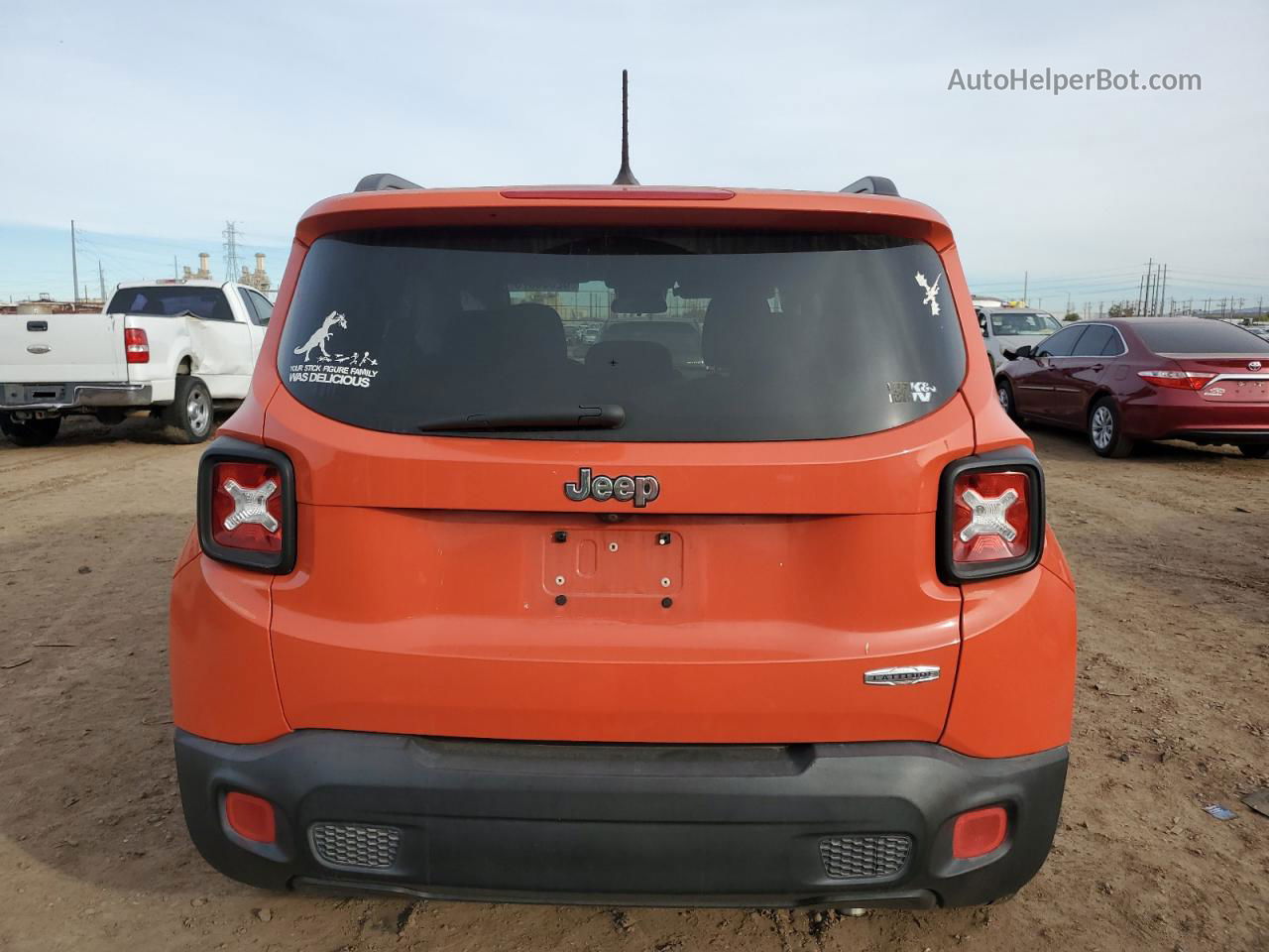 2015 Jeep Renegade Latitude Оранжевый vin: ZACCJABTXFPC02886