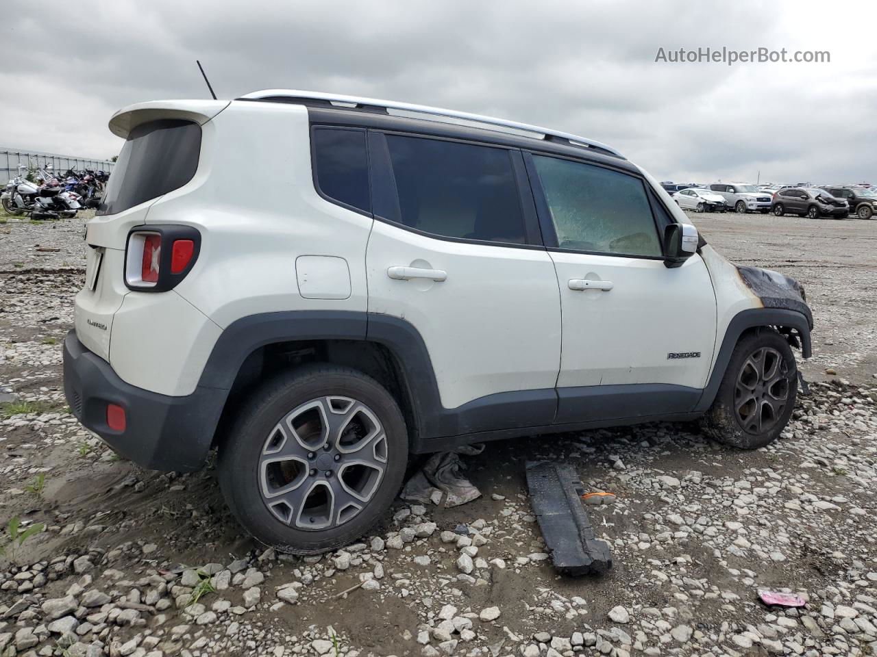 2015 Jeep Renegade Limited White vin: ZACCJADT0FPB70553