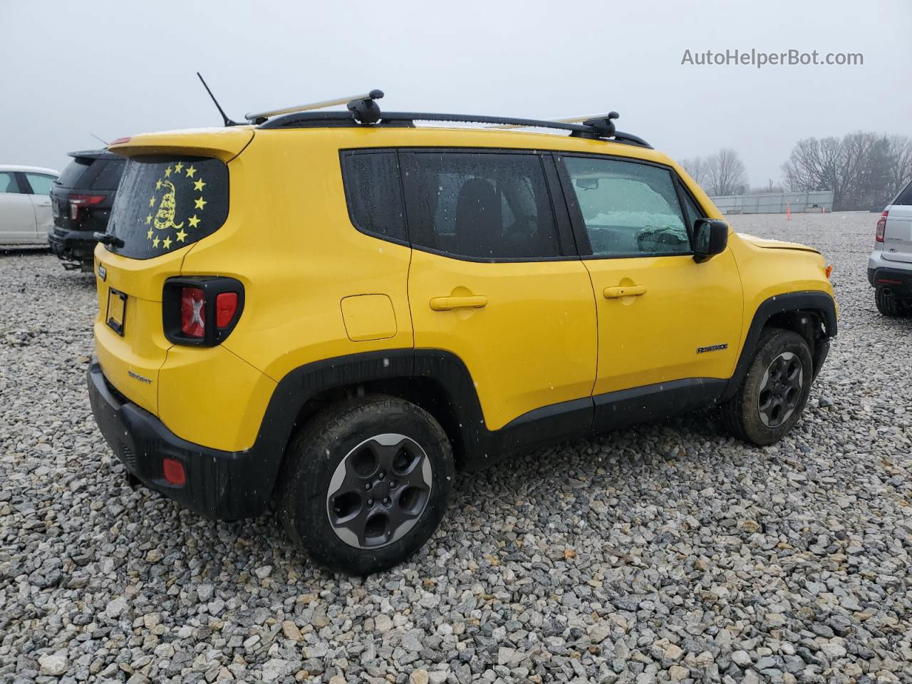 2017 Jeep Renegade Sport Желтый vin: ZACCJBAB2HPE85740