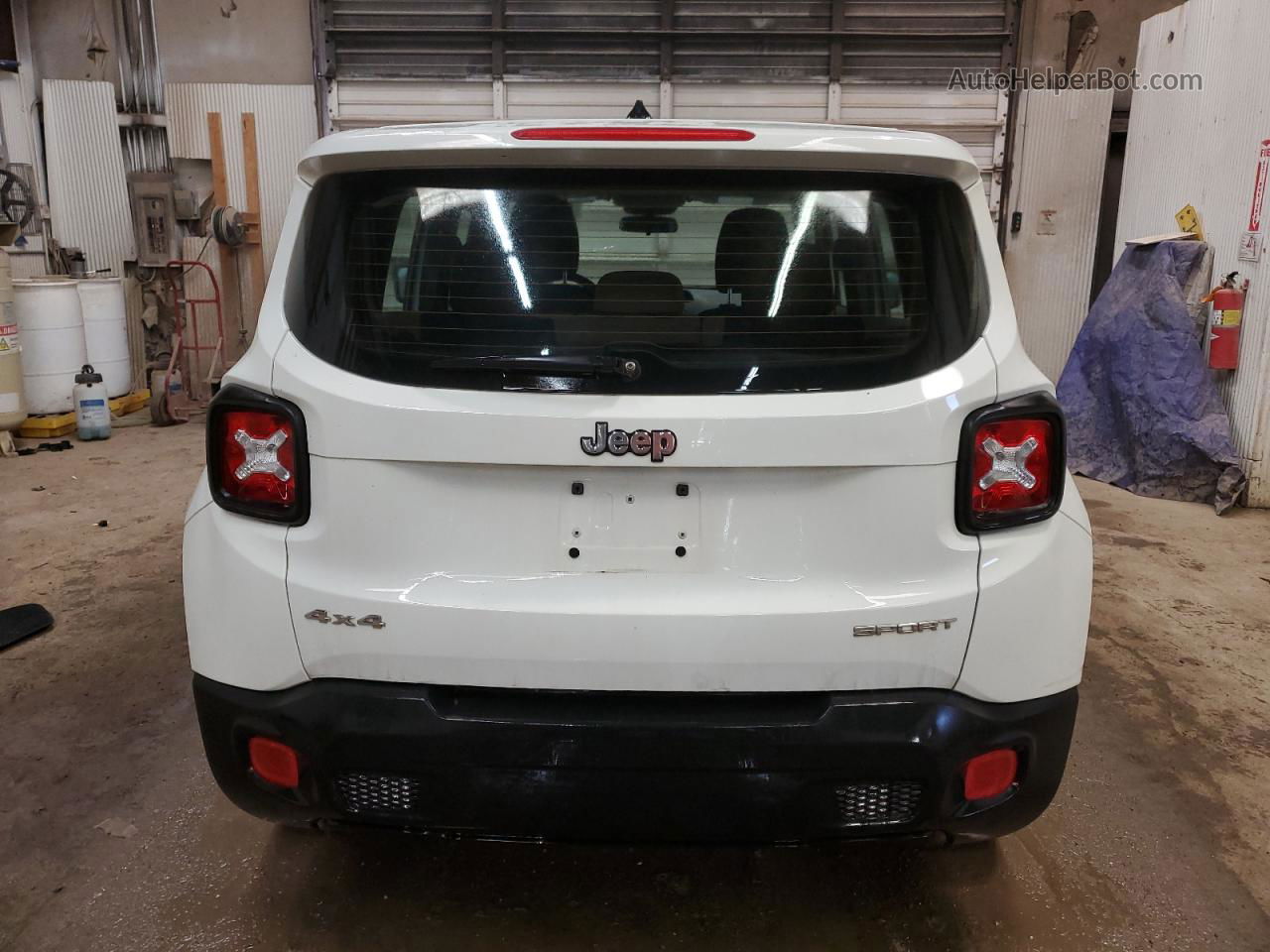 2015 Jeep Renegade Sport White vin: ZACCJBAT8FPB51458