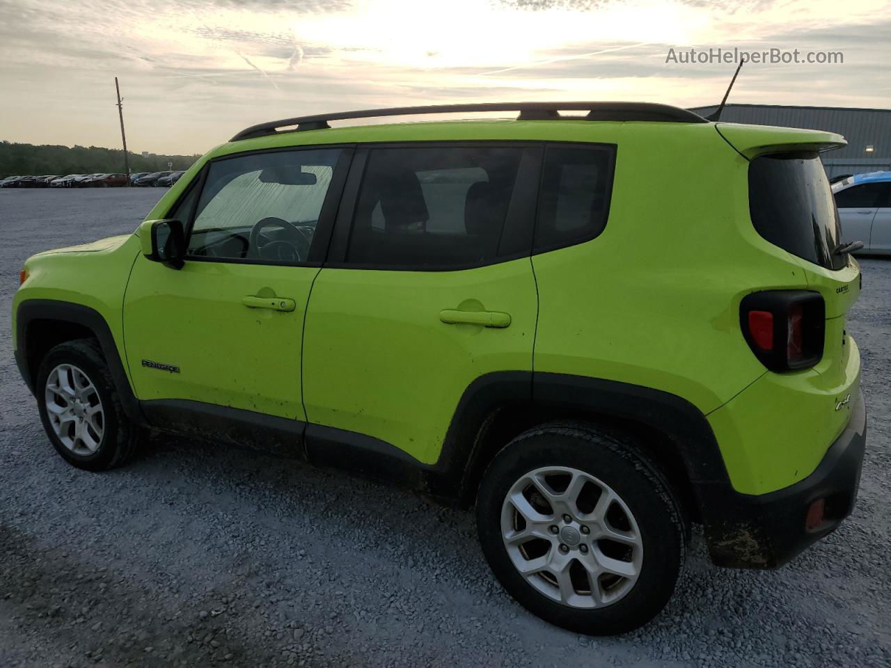 2017 Jeep Renegade Latitude Зеленый vin: ZACCJBBB0HPG01127