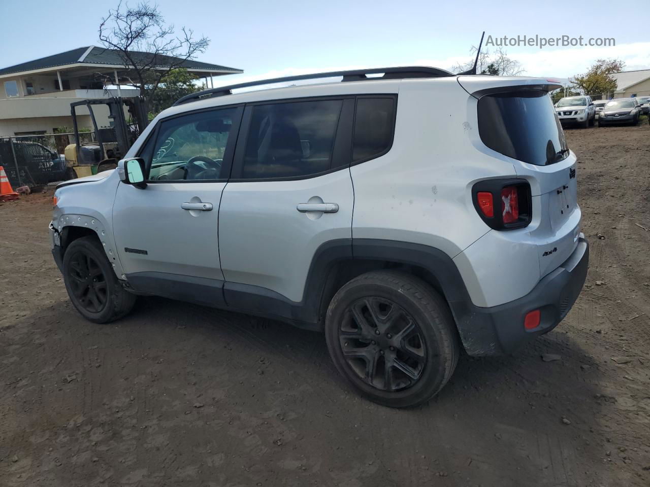 2018 Jeep Renegade Latitude Silver vin: ZACCJBBB0JPH10922