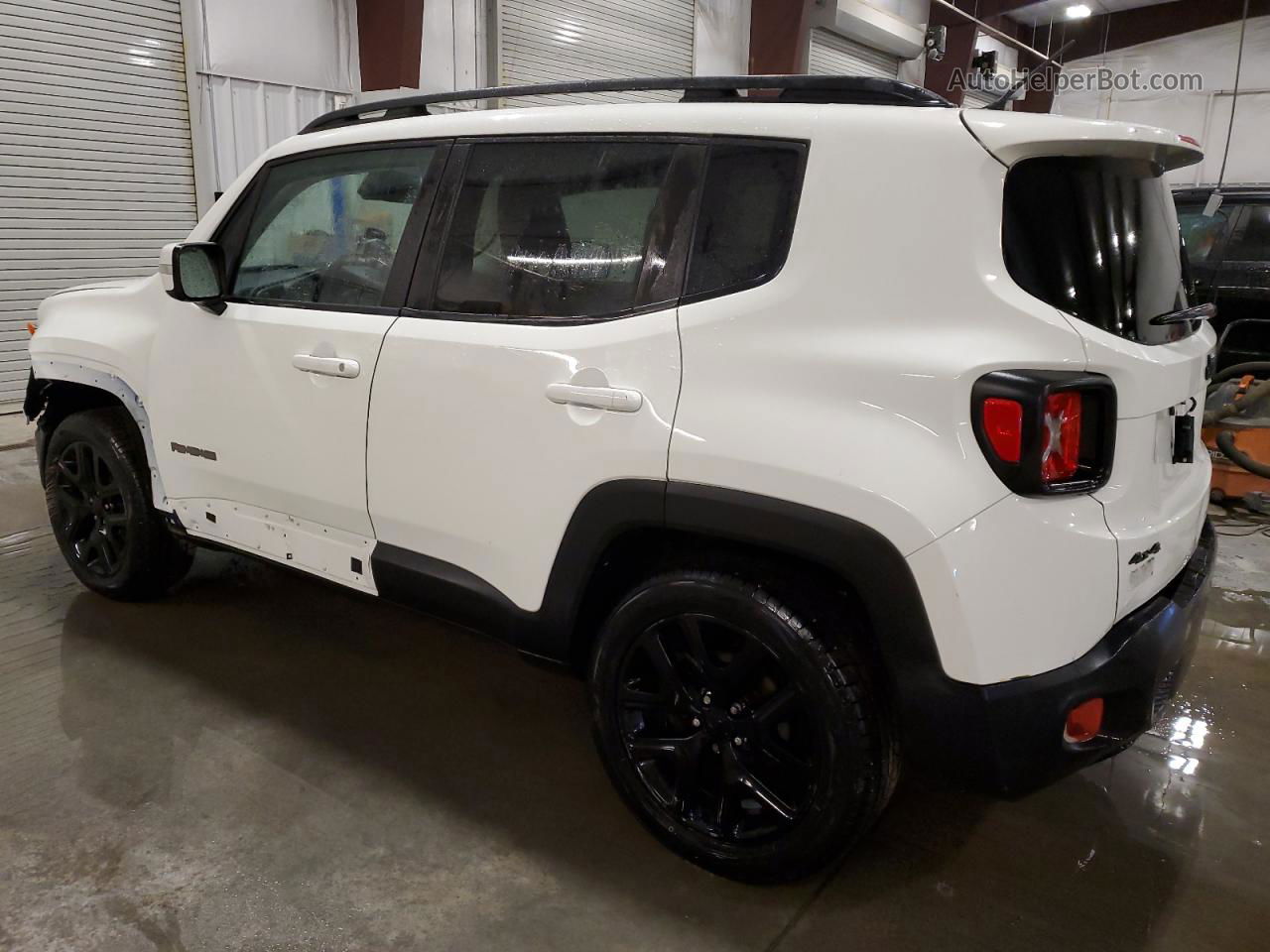 2017 Jeep Renegade Latitude White vin: ZACCJBBB2HPF72827