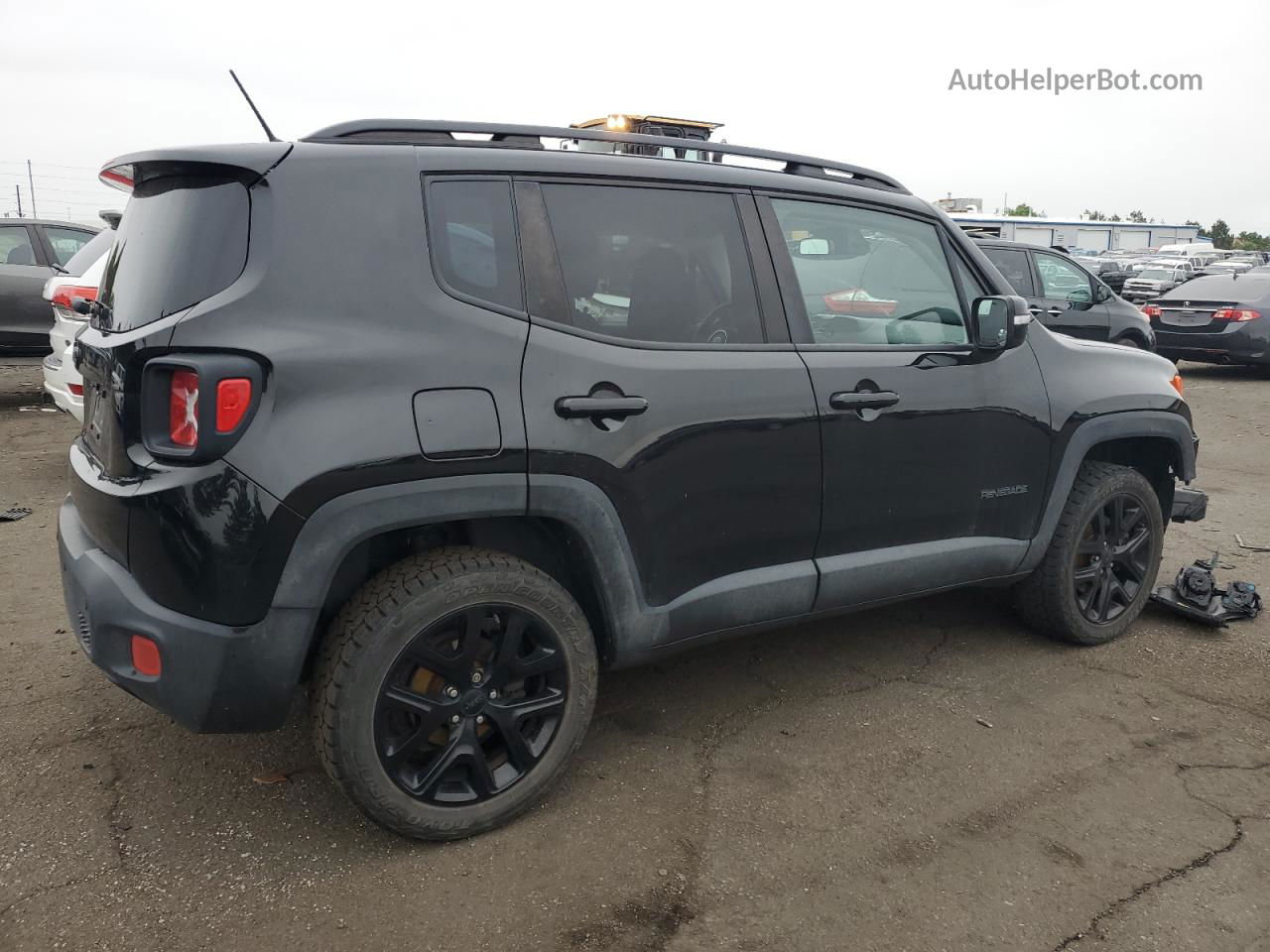 2017 Jeep Renegade Latitude Черный vin: ZACCJBBB2HPG00495