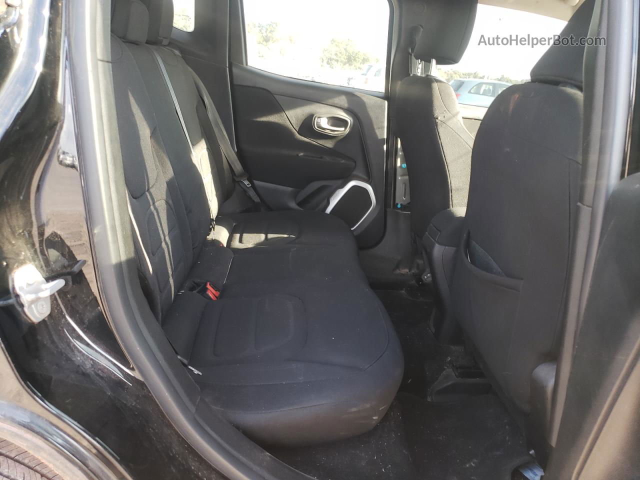 2018 Jeep Renegade Latitude Black vin: ZACCJBBB2JPH41573