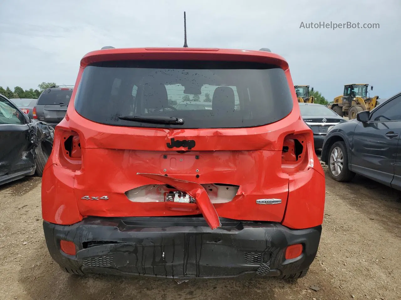 2018 Jeep Renegade Latitude Red vin: ZACCJBBB2JPJ28902