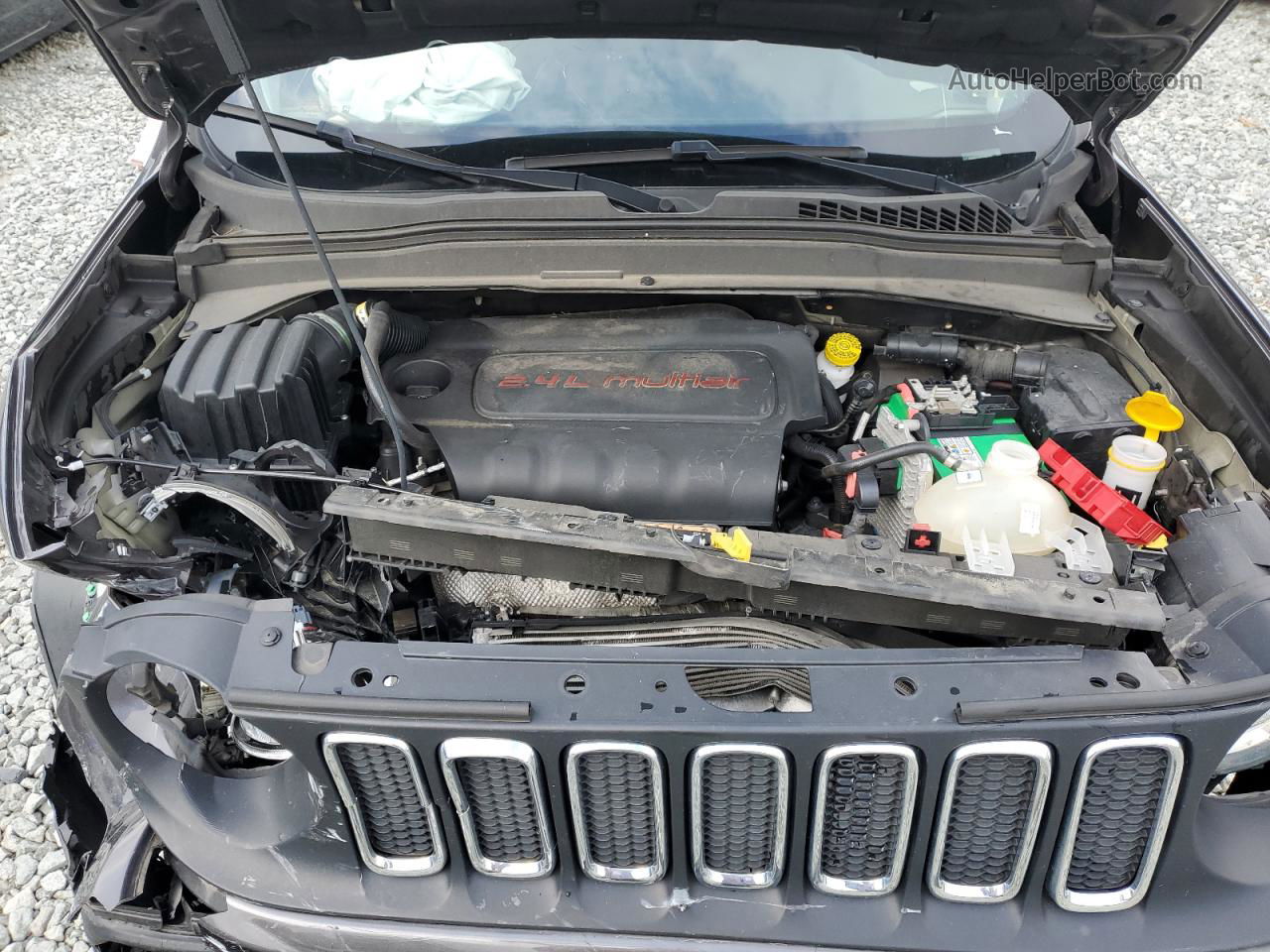 2018 Jeep Renegade Latitude Charcoal vin: ZACCJBBB3JPH84996