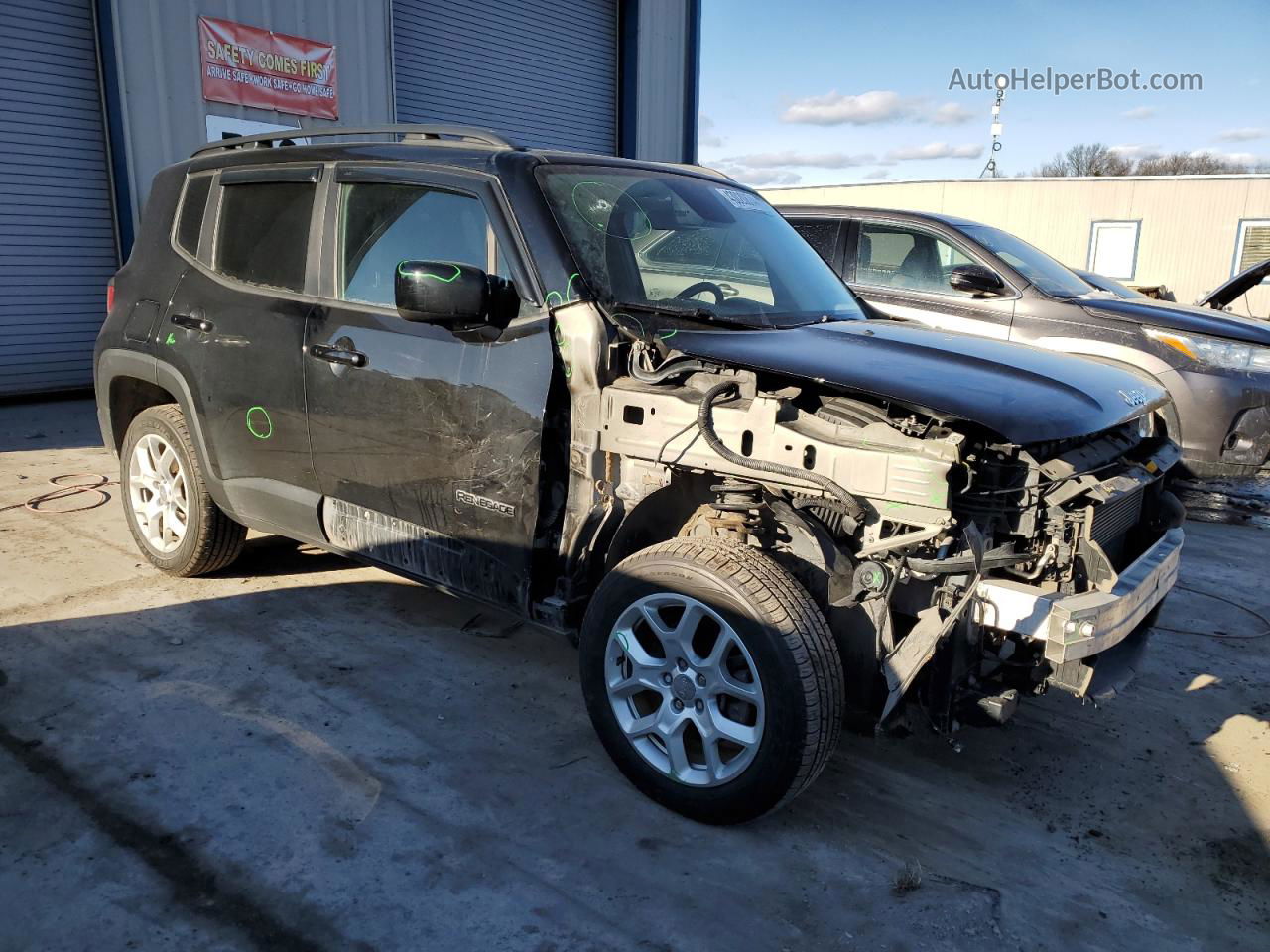 2017 Jeep Renegade Latitude Черный vin: ZACCJBBB5HPG59069