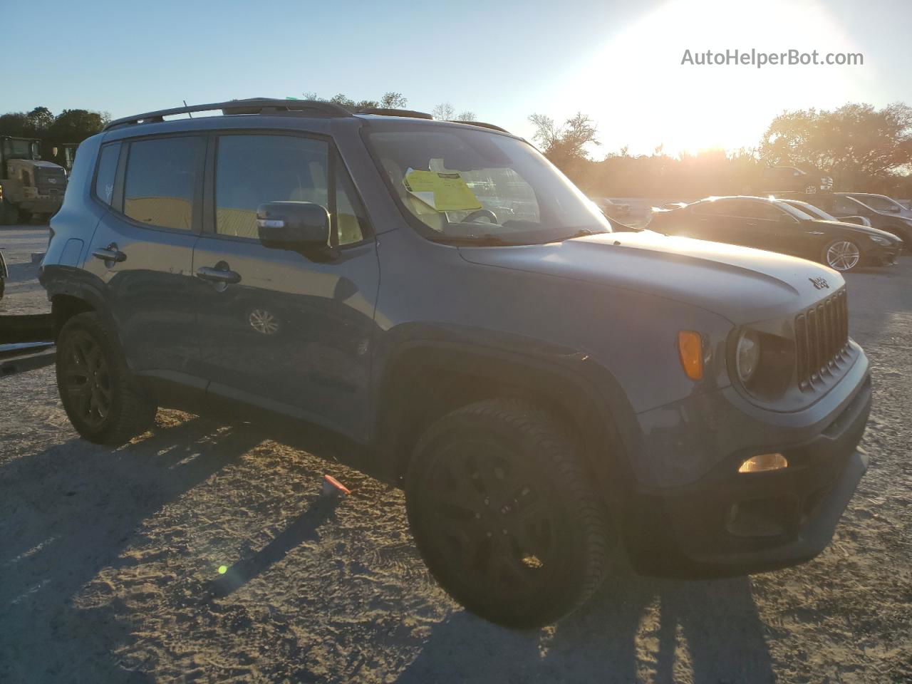 2017 Jeep Renegade Latitude Gray vin: ZACCJBBB8HPE63899