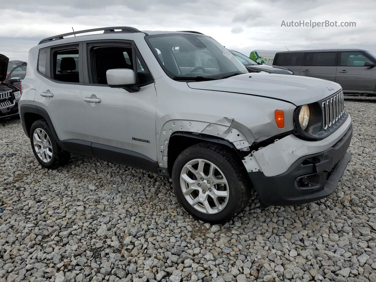 2018 Jeep Renegade Latitude Silver vin: ZACCJBBB8JPG76759