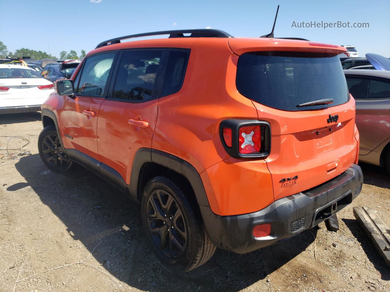 2018 Jeep Renegade Latitude Orange vin: ZACCJBBB8JPH20436