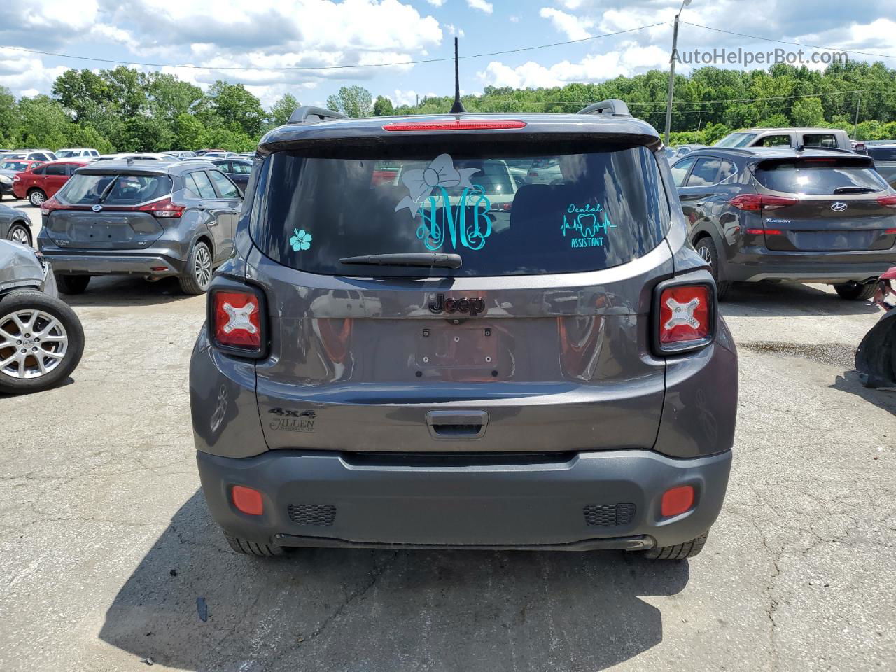 2018 Jeep Renegade Latitude Gray vin: ZACCJBBB8JPH58152