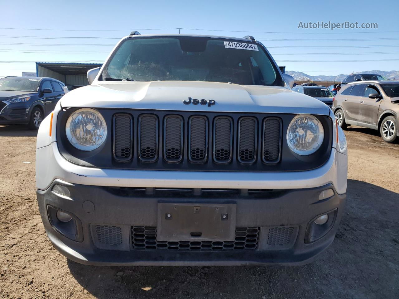 2017 Jeep Renegade Latitude Silver vin: ZACCJBBB9HPF90886