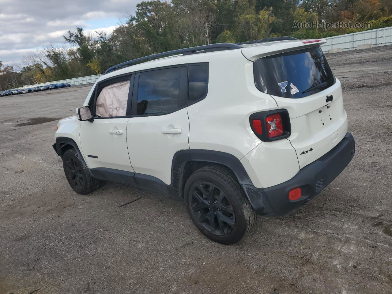 2018 Jeep Renegade Latitude White vin: ZACCJBBB9JPH42557