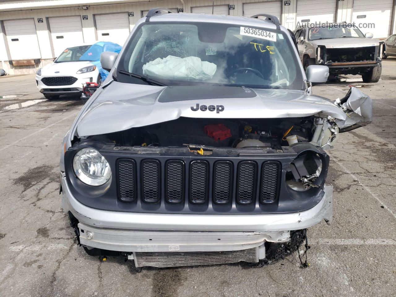 2018 Jeep Renegade Latitude Silver vin: ZACCJBBB9JPJ12082