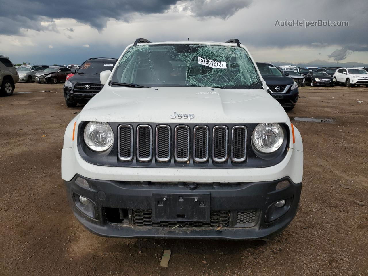 2018 Jeep Renegade Latitude White vin: ZACCJBBB9JPJ16102