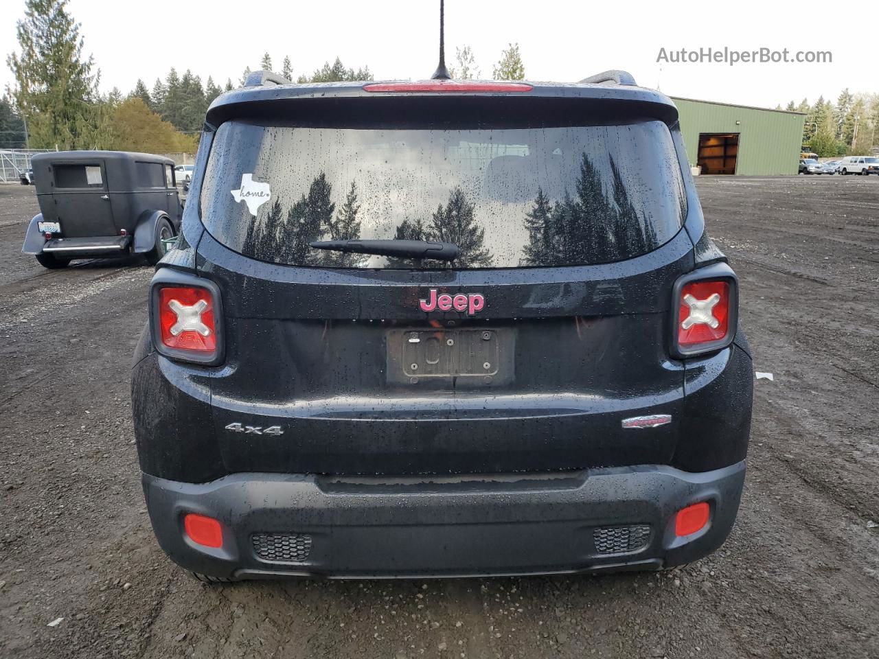 2017 Jeep Renegade Latitude Black vin: ZACCJBBBXHPF39798