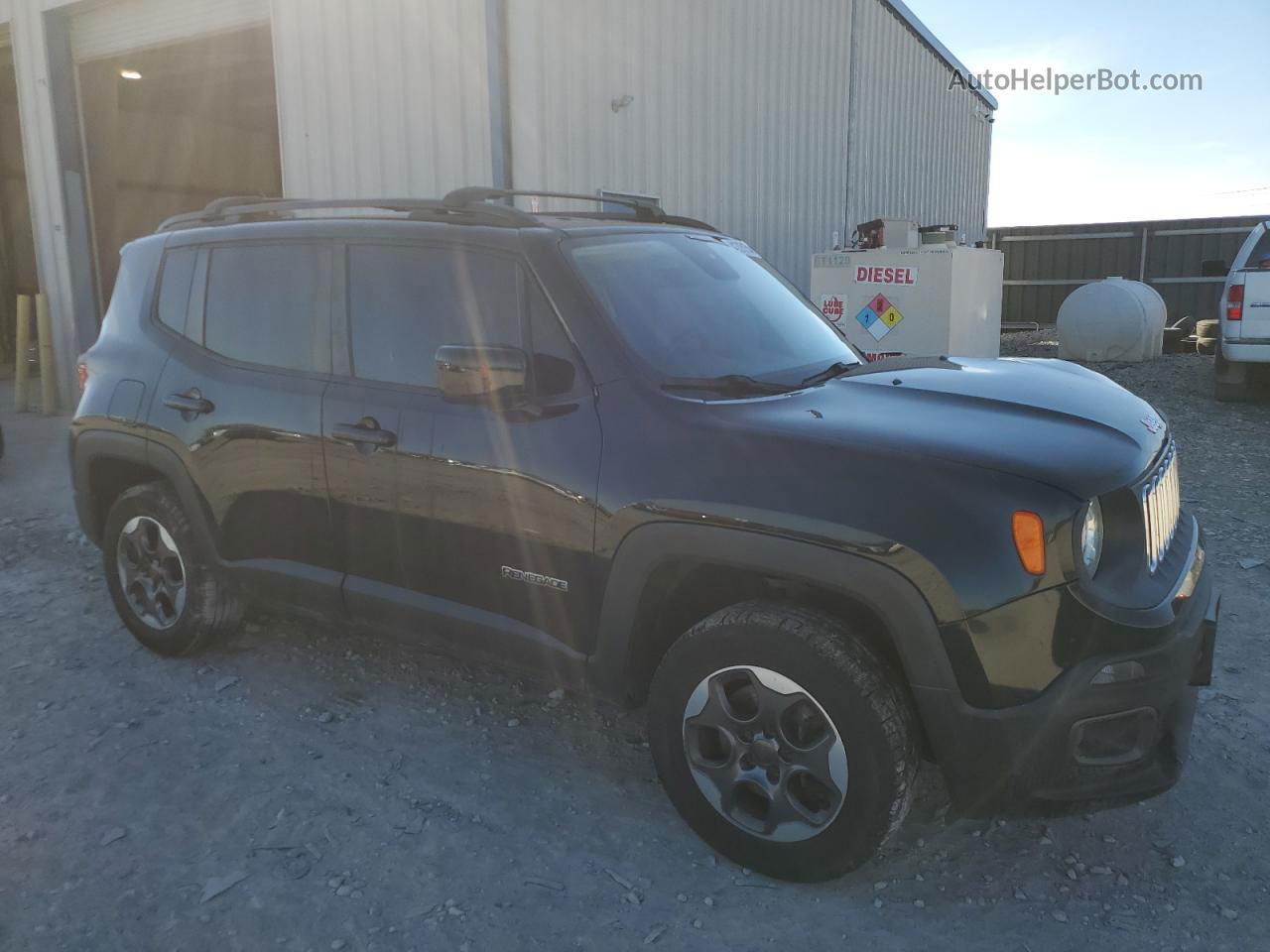 2015 Jeep Renegade Latitude Черный vin: ZACCJBBH0FPB59367