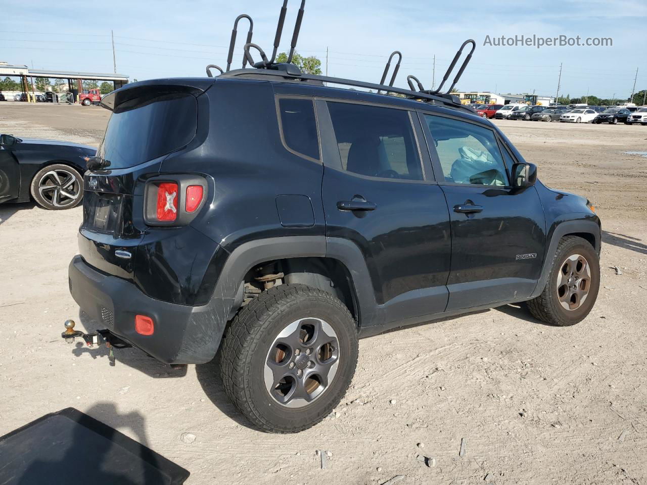 2015 Jeep Renegade Latitude Black vin: ZACCJBBH8FPC18764