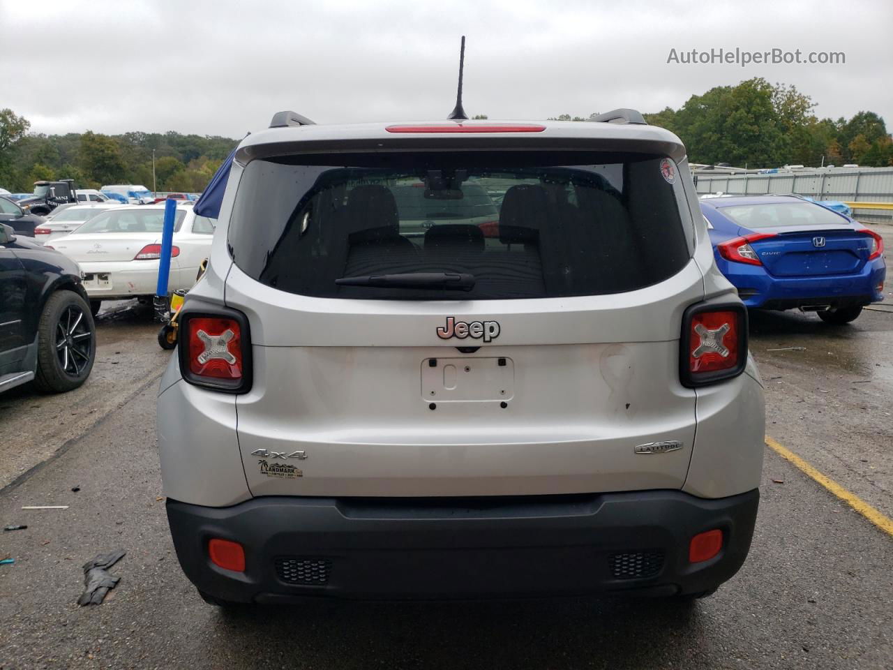 2015 Jeep Renegade Latitude Silver vin: ZACCJBBT0FPB59759