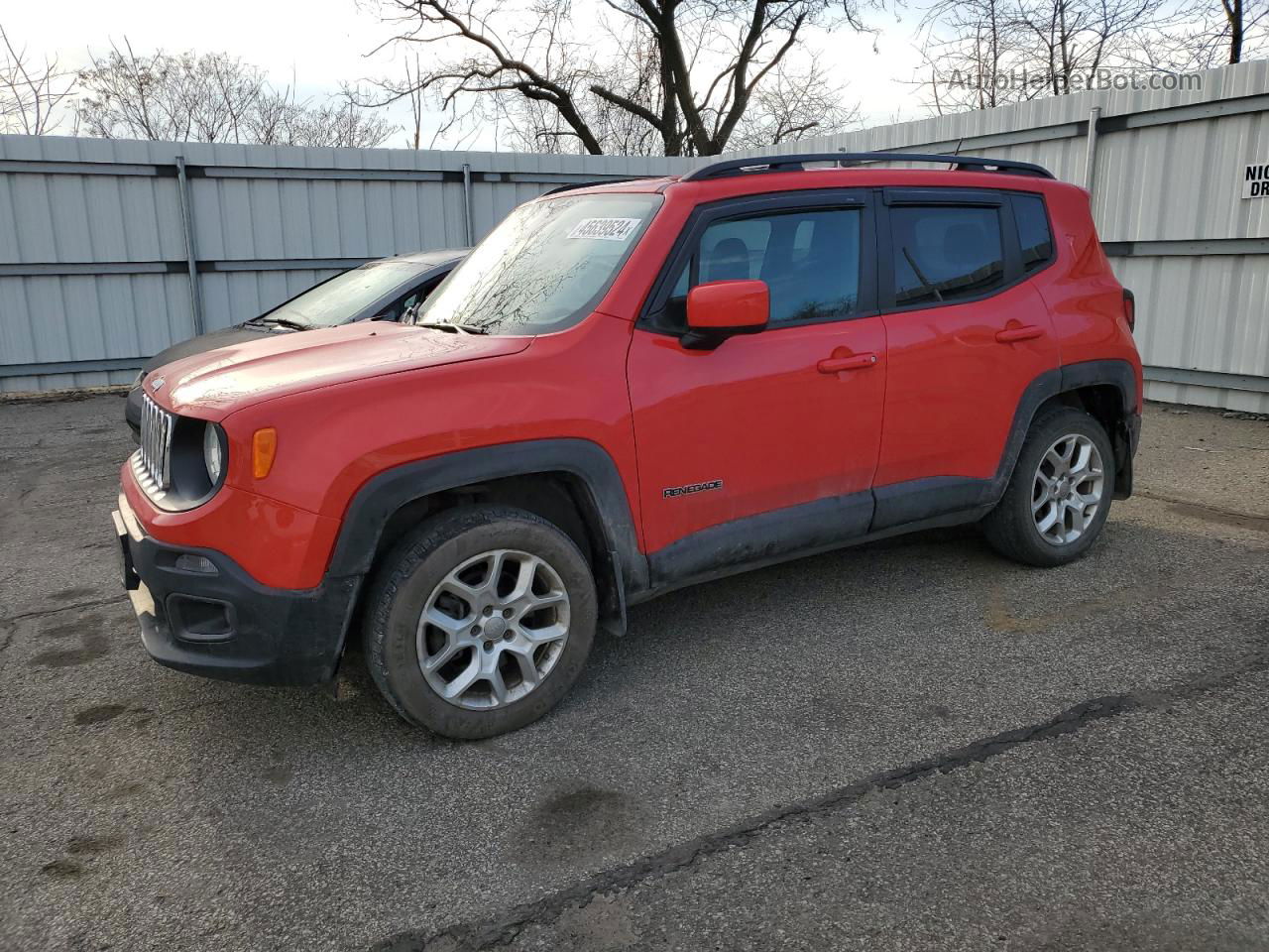 2015 Jeep Renegade Latitude Red vin: ZACCJBBT0FPB64588