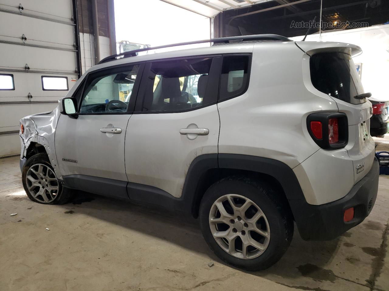 2015 Jeep Renegade Latitude Silver vin: ZACCJBBT0FPB72673