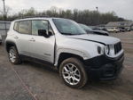 2015 Jeep Renegade Latitude Silver vin: ZACCJBBT1FPB37092