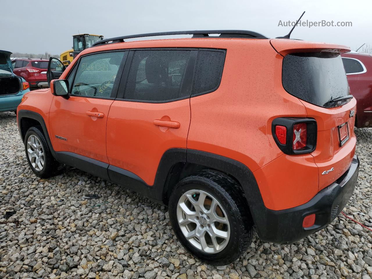 2015 Jeep Renegade Latitude Оранжевый vin: ZACCJBBT2FPC15458