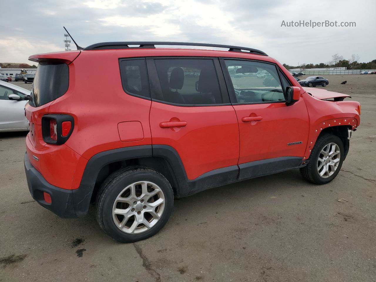 2015 Jeep Renegade Latitude Red vin: ZACCJBBT3FPB47087