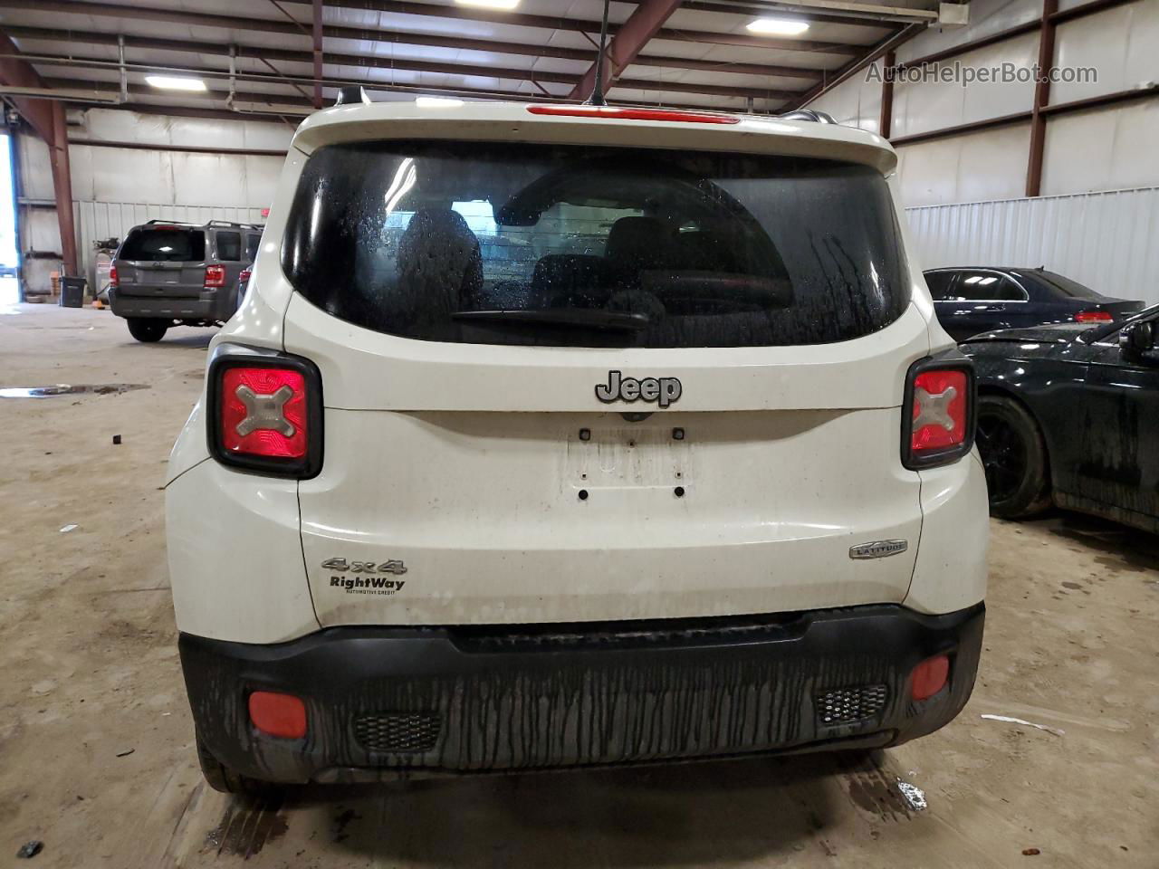 2015 Jeep Renegade Latitude White vin: ZACCJBBT9FPB28981