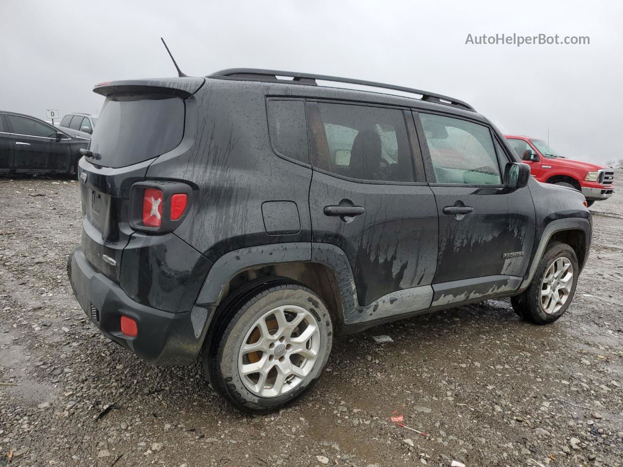 2015 Jeep Renegade Latitude Black vin: ZACCJBBTXFPB98182