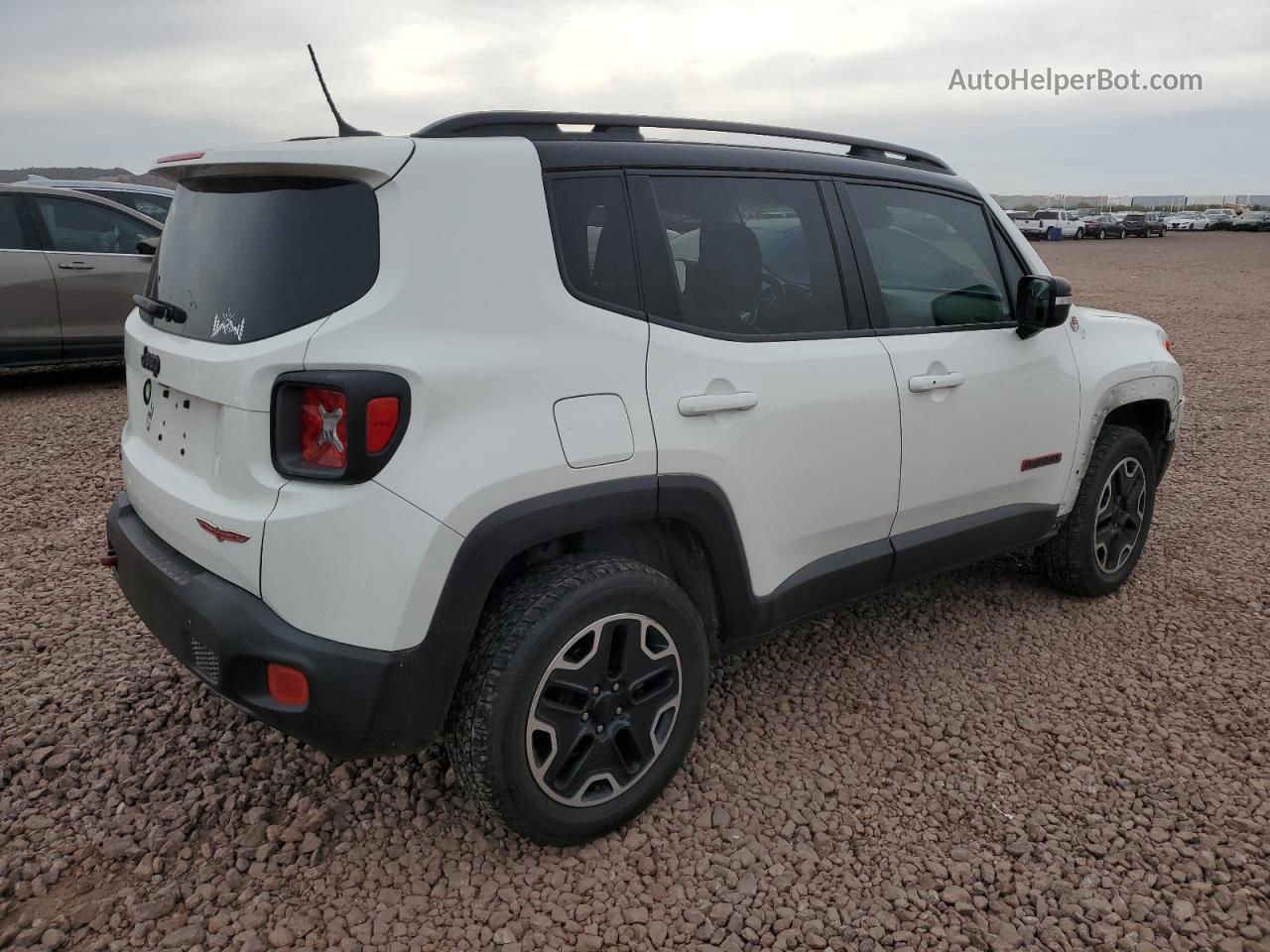 2017 Jeep Renegade Trailhawk White vin: ZACCJBCB1HPF53815