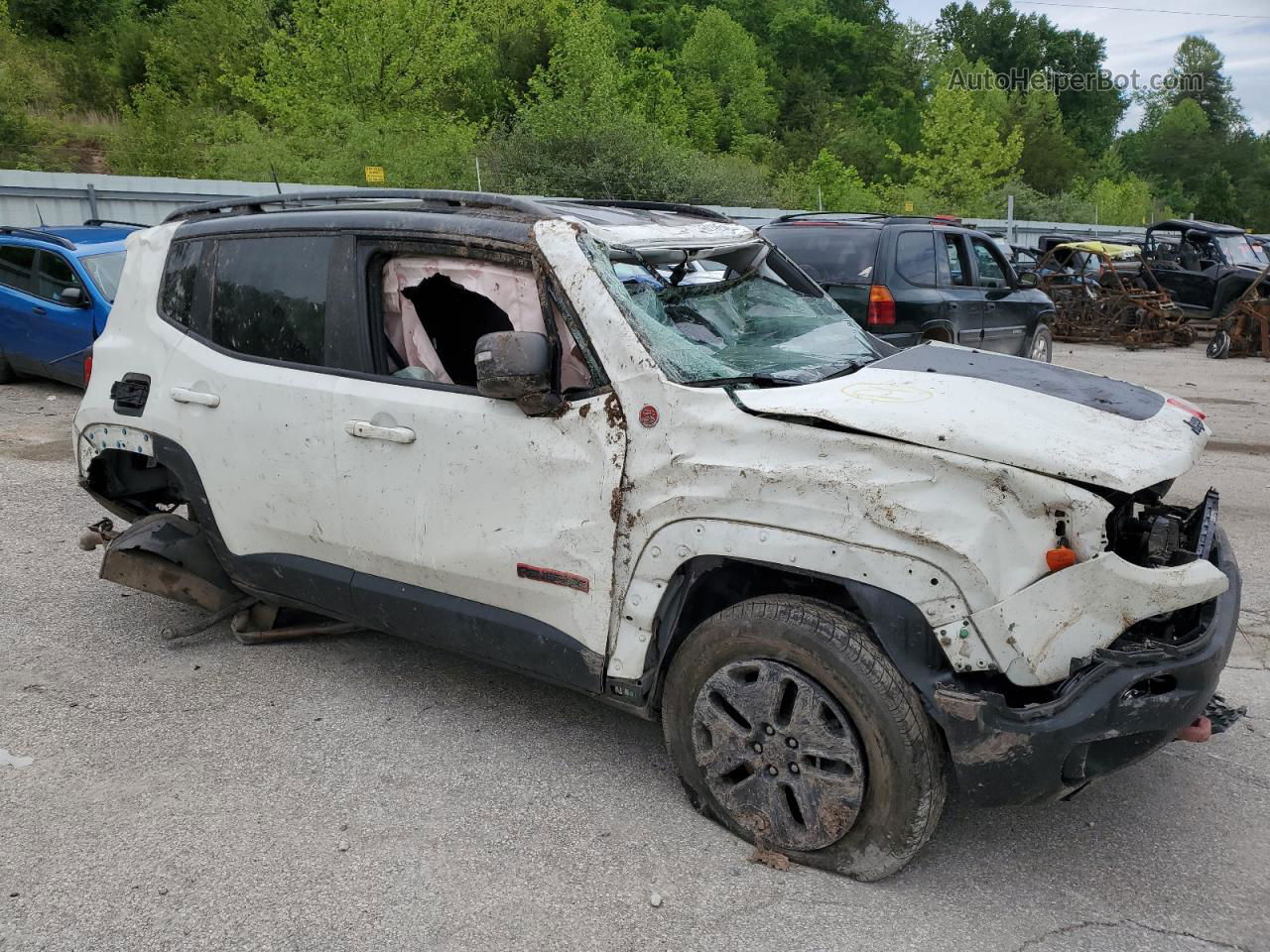 2018 Jeep Renegade Trailhawk White vin: ZACCJBCB2JPH37411