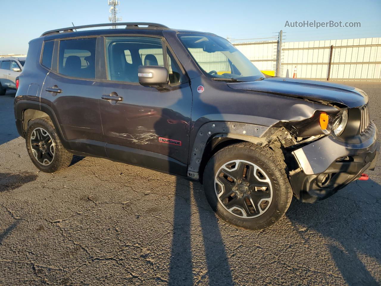 2017 Jeep Renegade Trailhawk Gray vin: ZACCJBCB3HPG12072